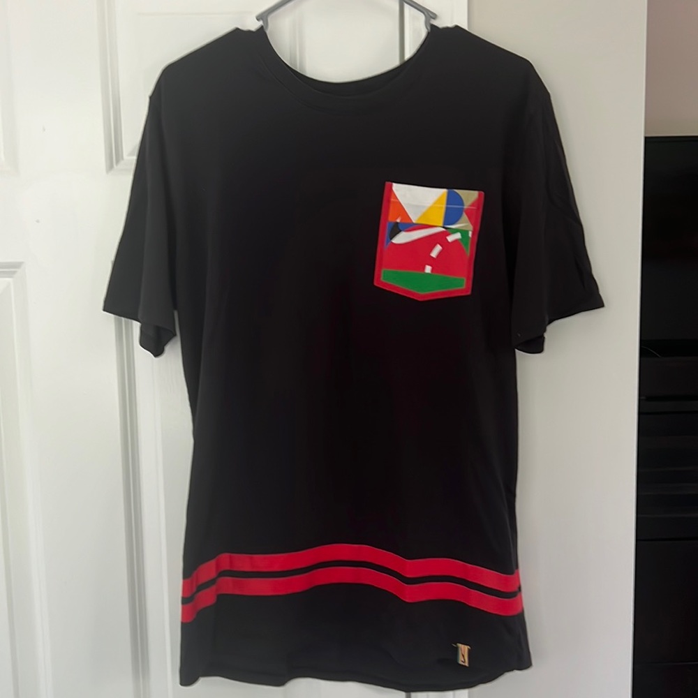 Nike Front Pocket Tee - Size L